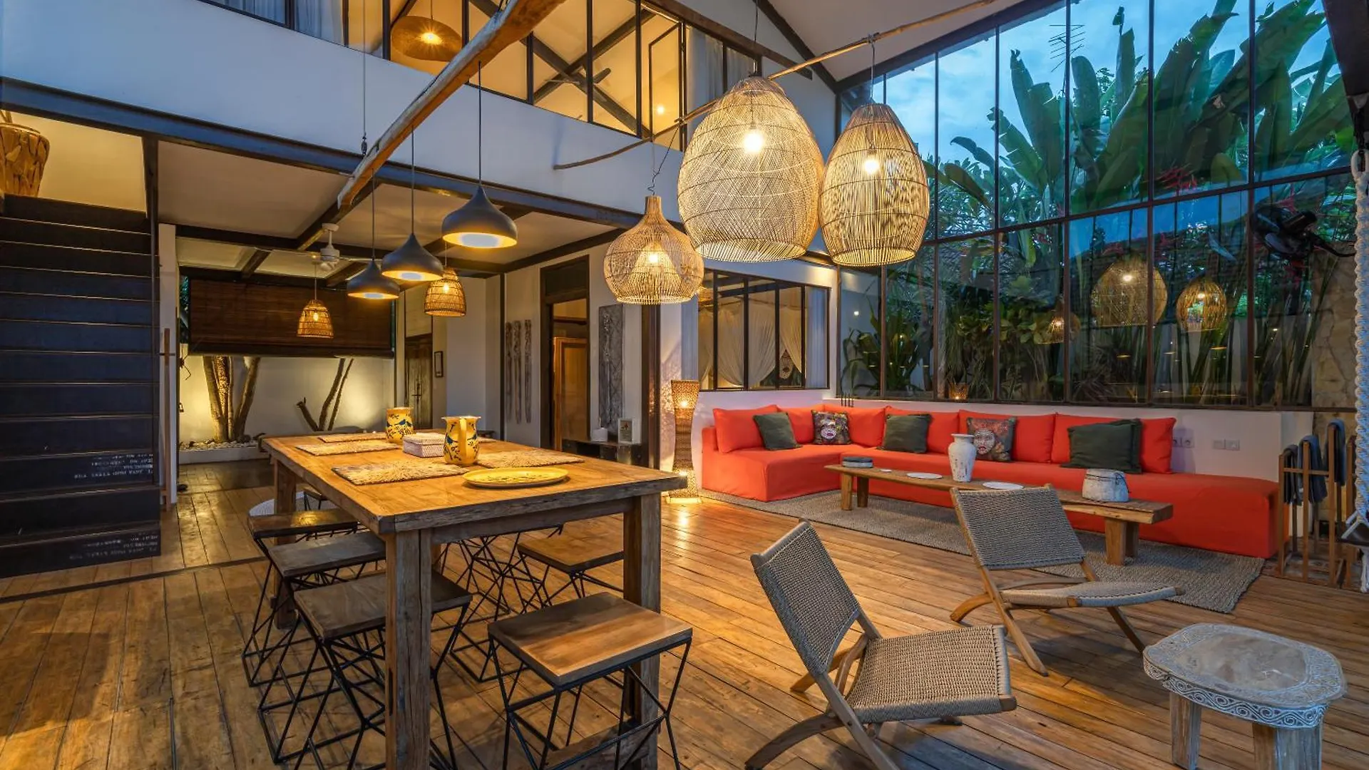 Villa Elma - Huge 2-Bedroom Pool Villa In Umalas! Seminyak  0*, Seminyak (Bali)