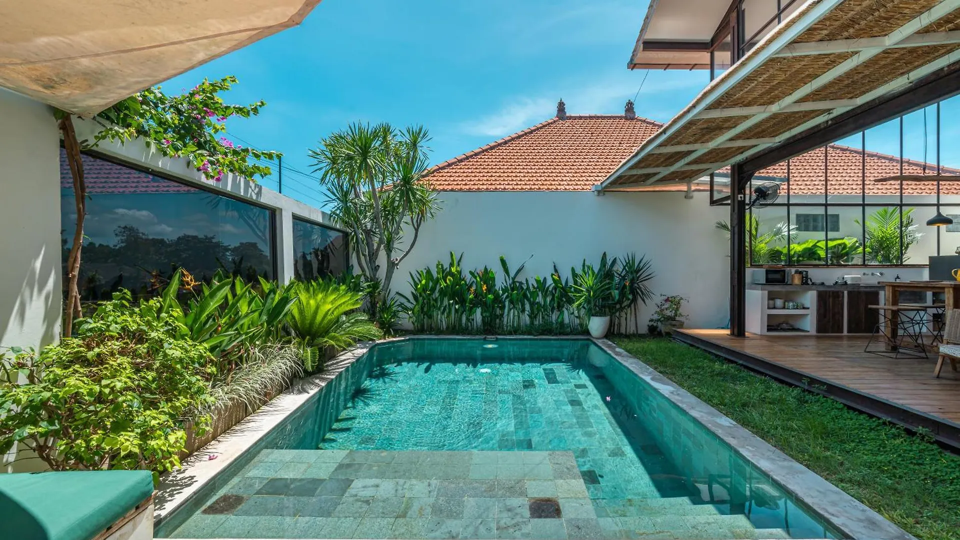 Villa Elma - Huge 2-Bedroom Pool Villa In Umalas! Seminyak   Seminyak (Bali)