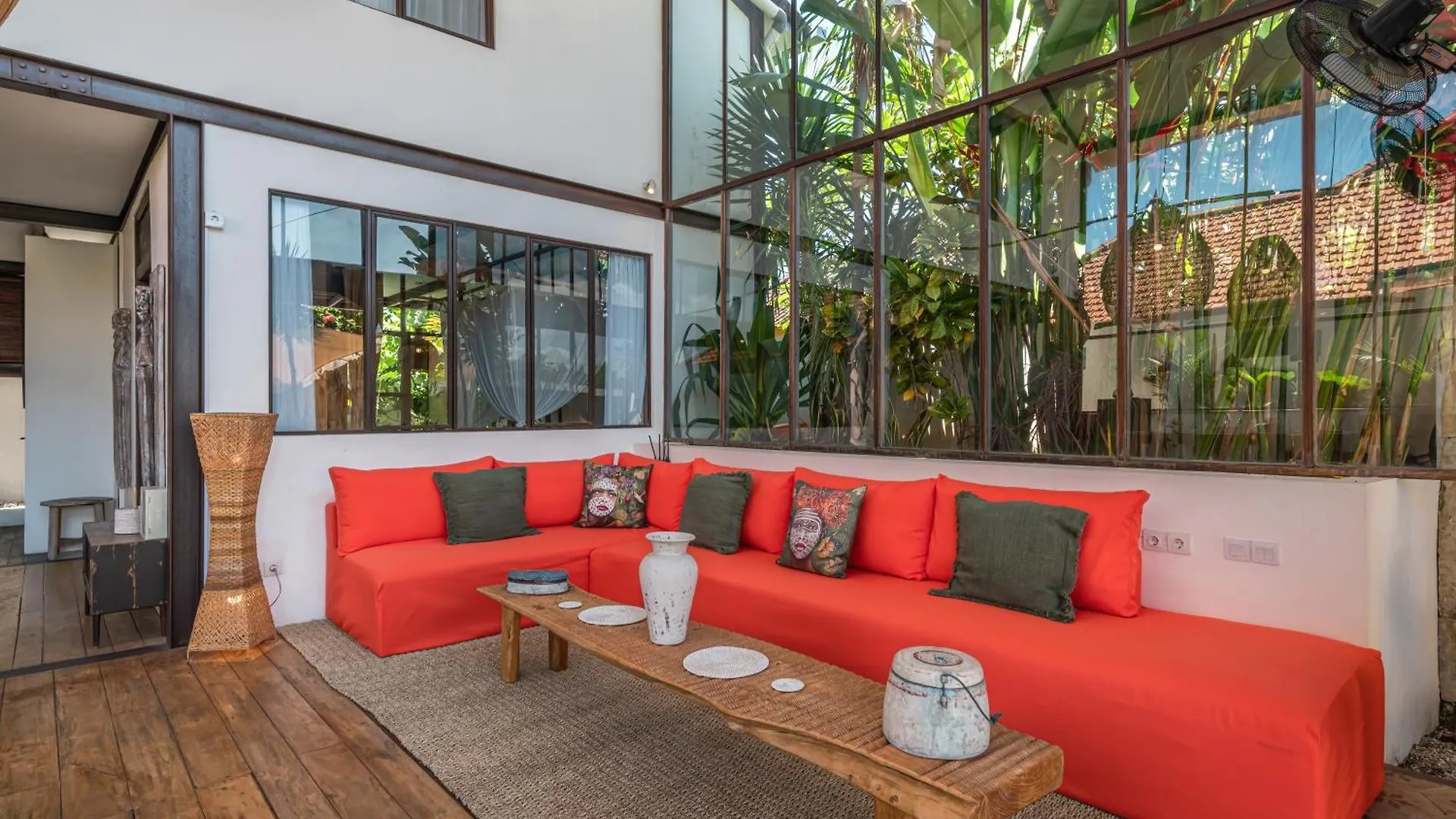 Villa Elma - Huge 2-Bedroom Pool Villa In Umalas! Seminyak