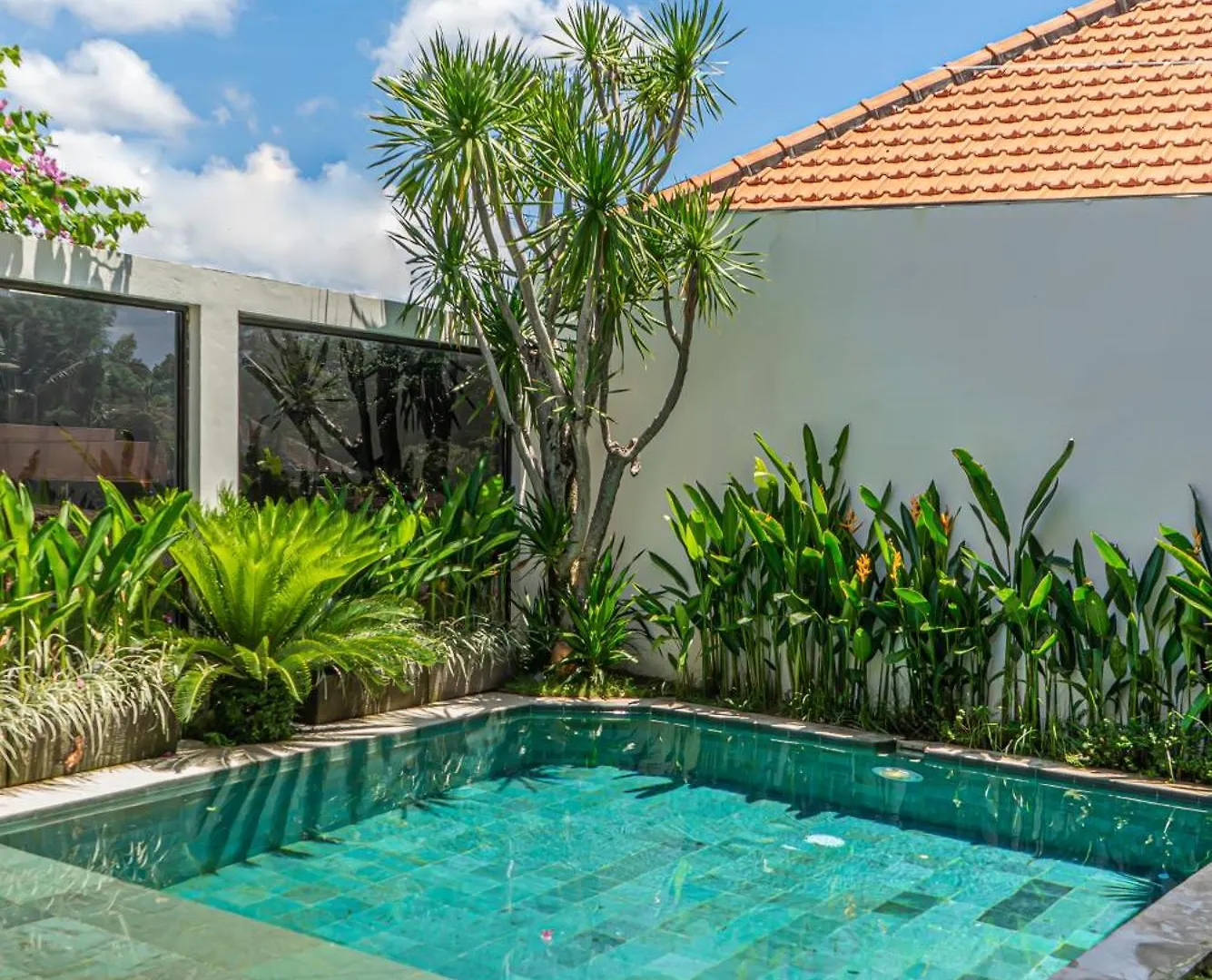 Villa Elma - Huge 2-Bedroom Pool Villa In Umalas! Seminyak